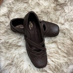 Easy Street Dark Brown Women's Flats